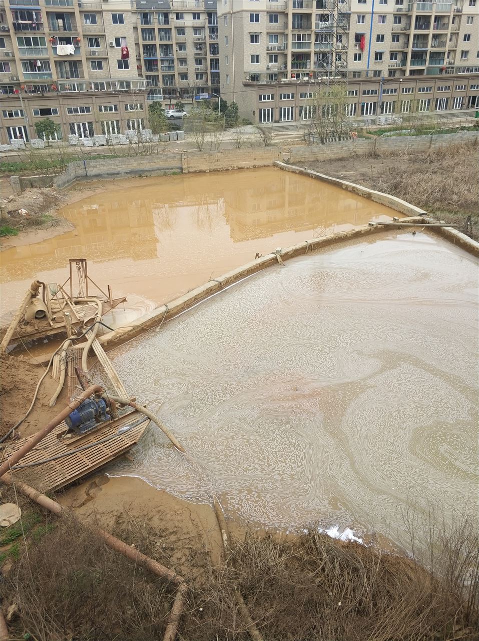 东兰沉淀池淤泥清理-厂区废水池淤泥清淤