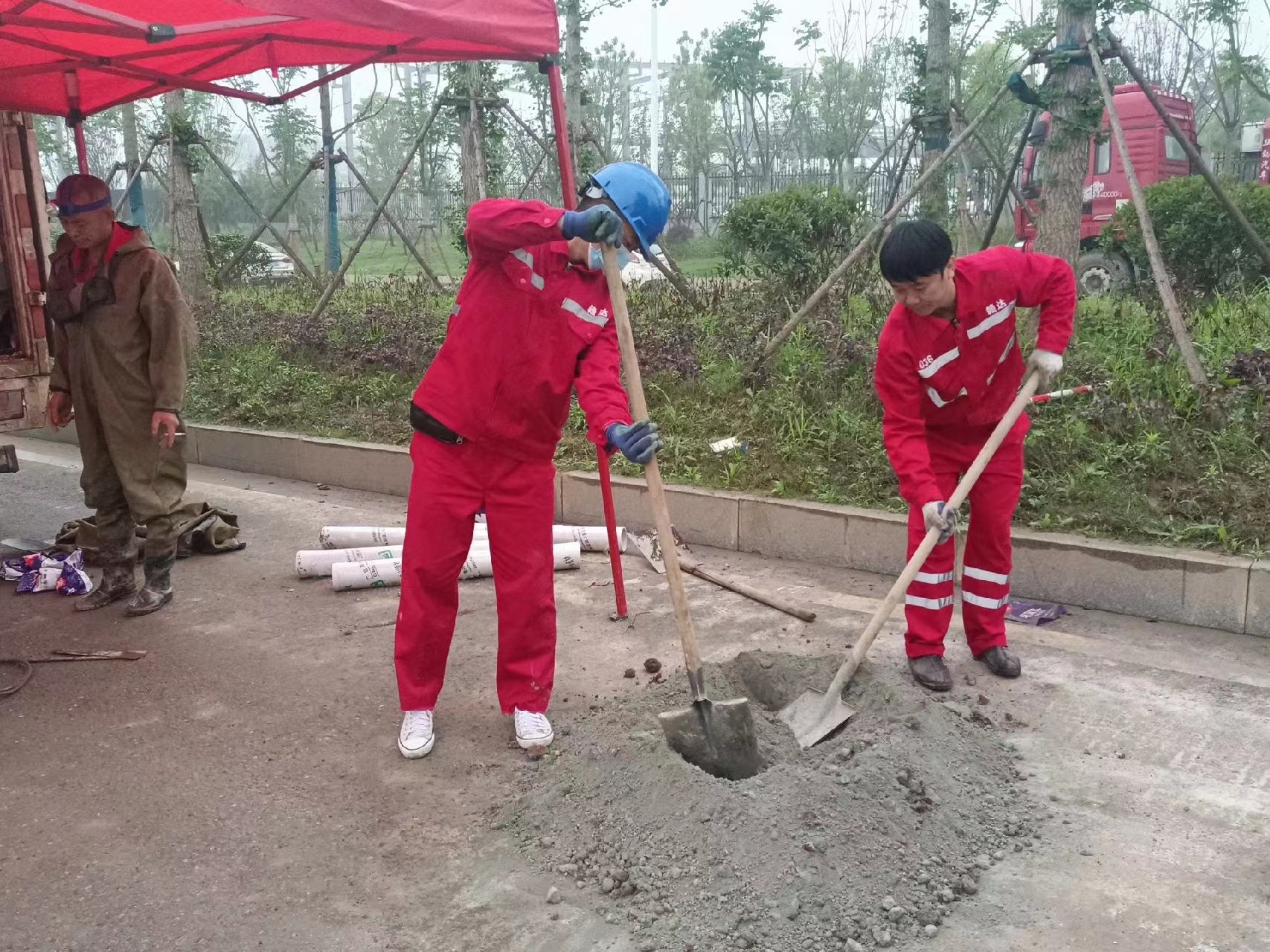 东兰管道疏通哪家好】及时进行市政管道清淤