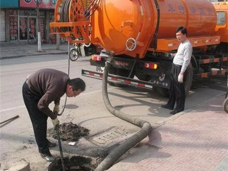 东兰清掏化粪池，健康生活从这里开始